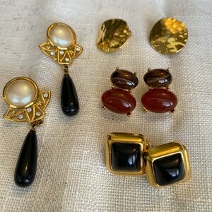 Elegant Gold and Black Drop Earrings